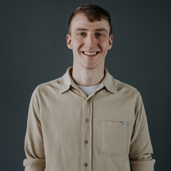 Speaker - Lukas Kniess